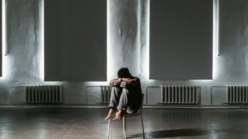 The Feeling of Loneliness and Mental Health Disorders Loneliness impact on mental health 800x450 1