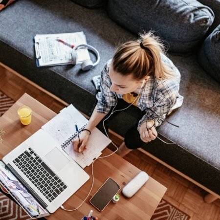 Gen Z Redefinition of Postgraduate Hustle